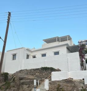 Linardos Cycladic House