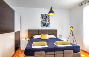 Awesome Apartment In Sibenik