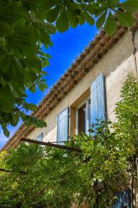 Mas provençal 14 personnes - parking privé