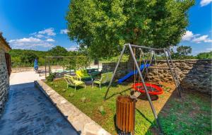 3 Bedroom Pet Friendly Home In Medvida