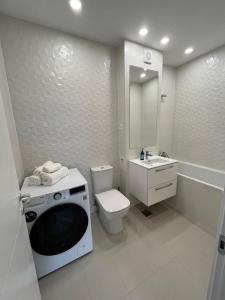 Hils Pallady - AMY Apartment