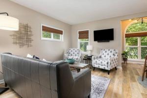 2min walk downtown-Pet Friendly-Offstreet Parking - Ubytování bez kategorie ve městě Saugatuck