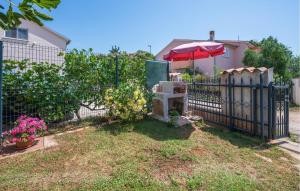 Amazing Apartment In Betiga With Wifi 