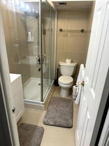 Cozy Centrally-located Condo in Honolulu - 30 day minimum stay
