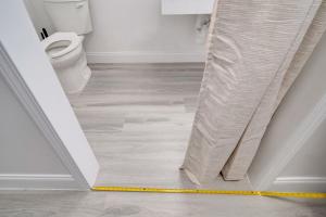 Deco Beachside Apt, w2 Queen Beds, WasherDryer