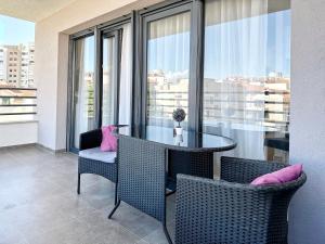 S`akvarel 4 - Private Garage