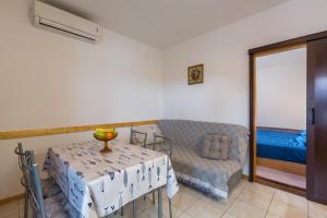 Apartments by the sea Sveti Ivan, Umag - 9692