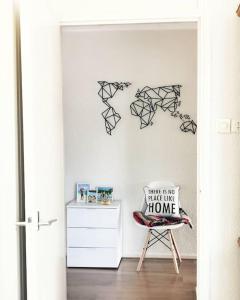 Perfect place for water lovers! Fireplace and Lakeview