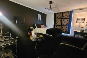 Chic Toorak Studio