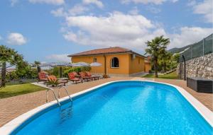 Nice Home In Opric With Wifi