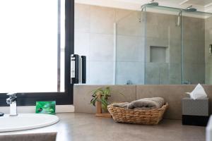 Central Deborah Motel