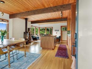 Manzanita Beach Ocean View Cabin Pet Friendly