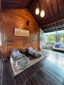 Harvest Palace Munduk