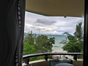 Crown Beach Villas with direct access to the Bikini Beach