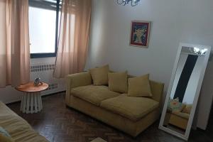 En pleno San Telmo, Cómodo Depto