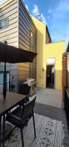 Built In 2007, This Deluxe 3-Story Solar Condo Offers The Best Of Bozeman!