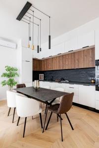 Onyx Oasis - luxury 3 bdrm