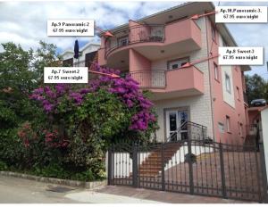 Apartments Nena with sea view - max 4 persons