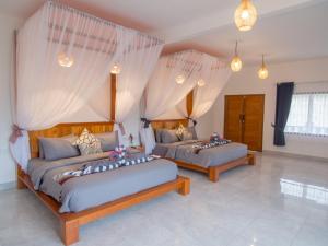 CoCo Breeze Spa Hotel