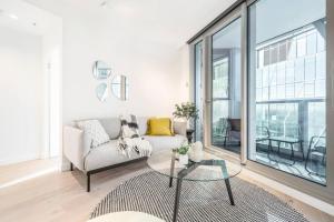 West Side Trendy CBD LivingWorkShopRestPlay
