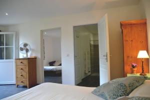 Hotels Hotel les Grands Chenes : photos des chambres