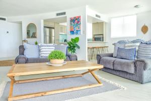 Hamptons Style Penthouse at Kings Beach