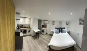 Cosy, self-contained guest house - Thornton Heath