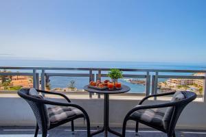Ocean Breeze Apt by Dream Homes Tenerife