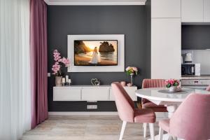 Queens view 14-Pools-Near Botanic garden