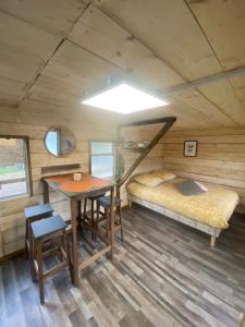 Campings Les Pichies La taniere du pecheur : photos des chambres