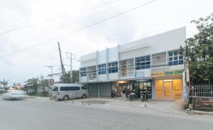 RedDoorz at EBM One Building