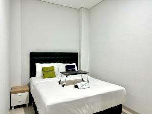 Urbanview Syariah near Stadion Manahan Solo