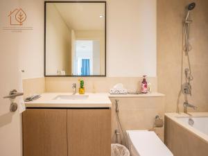 Top Floor Home with Amazing City Views 188BC-2