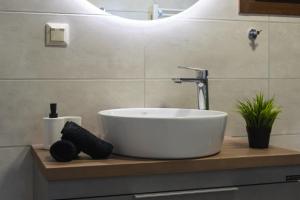 Το Σπίτι της Γιαγιάς 2 (Grandmas House 2)