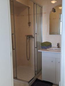 Appartements Face a la plage et au falaise- Endroit calme : photos des chambres