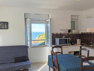 Appartements Face a la plage et au falaise- Endroit calme : photos des chambres