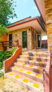 Phalaburi resort by dreamhouse