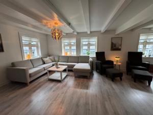 Charming Apartment in the harbour of Jørpeland