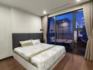 Căn Hộ 2 Phòng Ngủ Tại The Matrix One