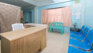 CM Apartelle Iloilo International Airport by RedDoorz