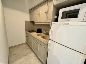 242 Cannes La Croisette - PALAIS MIRAMAR - Studio au calme coté jardin