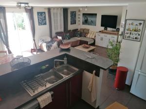 Villas Villa chaleureuse avec piscine 12 voyageurs : photos des chambres