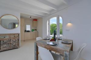 Pa Capona by Aguilarent