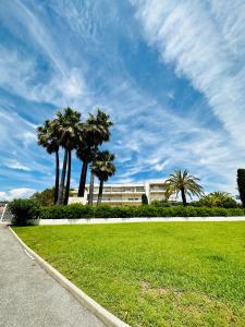 Studio idéalement situé résidence front de mer