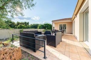 Maisons de vacances La Maison Paradis - Piscine privee et chauffee : photos des chambres