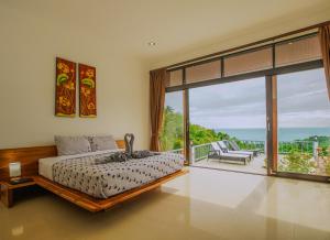 Luxurious Pool villa with great sea view