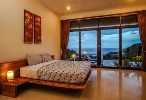 Luxurious Pool villa with great sea view