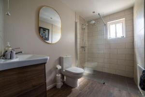 Cottage 3 Bed Sleeps 7 Free Parking