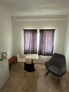 Rooms with free private parking