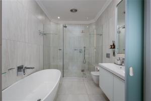 605 Oyster Rock - by Stay in Umhlanga